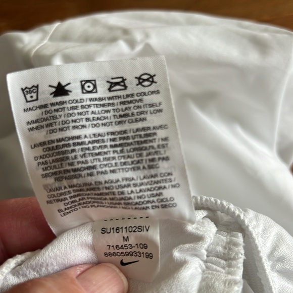 Nike Dri-Fit medium shorts - Picture 9 of 10